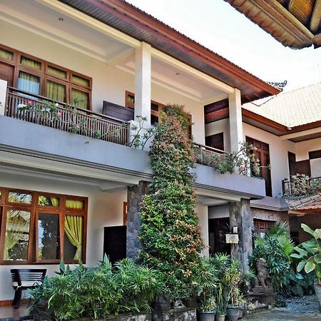 Yulia 2 Homestay Sanur Exterior photo