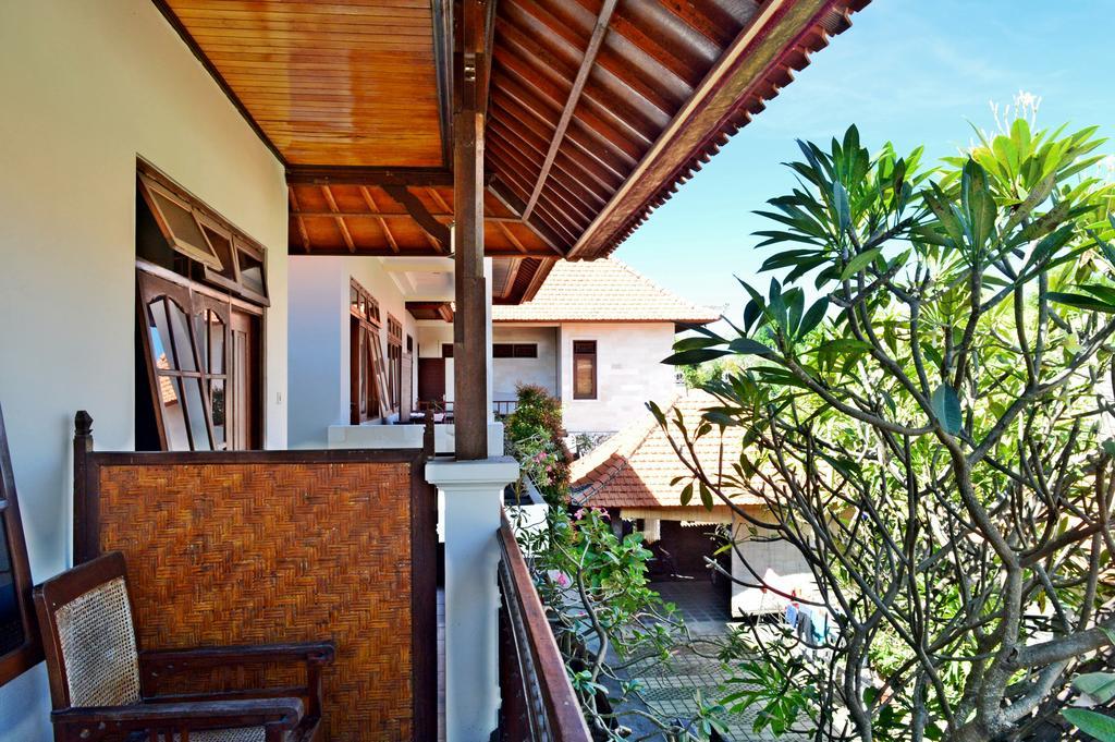 Yulia 2 Homestay Sanur Exterior photo